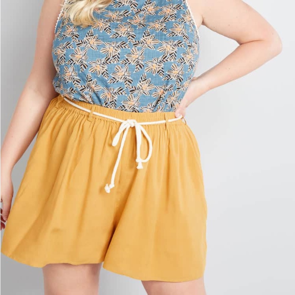 ModCloth Mustard So Easygoing Shorts 4X